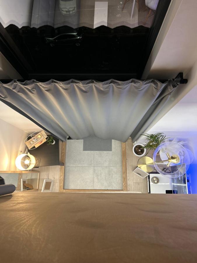 Апартаменти Modern 1-Bed Duplex+Balcony Манчестер Екстер'єр фото