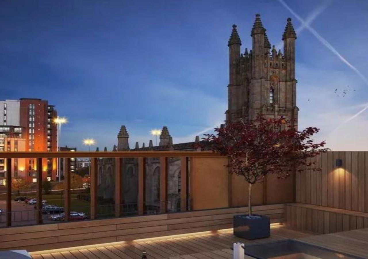 Апартаменти Modern 1-Bed Duplex+Balcony Манчестер Екстер'єр фото